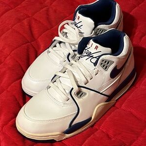 Nike Air Flight White and Blue used 9 men sneakers Very clean